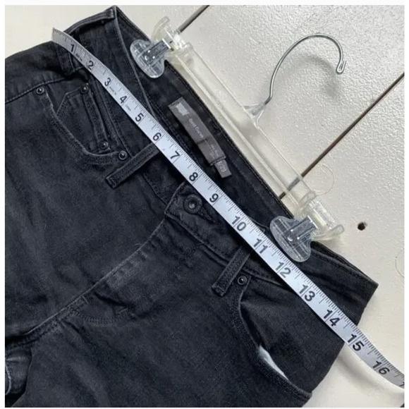 Levi's Jeans Womens 8/29 Black Bold Curve Mid Rise Straight Leg Stretch Denim - Picture 6 of 7